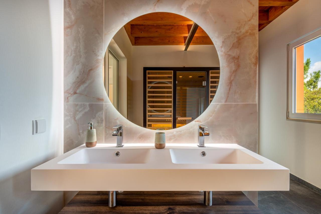 Meia Lua - Your Private Artsy Paradise Overlooking The Ria Formosa With Pool And Sea Views Near Barril Beach, Tavira 루즈드타비라 외부 사진